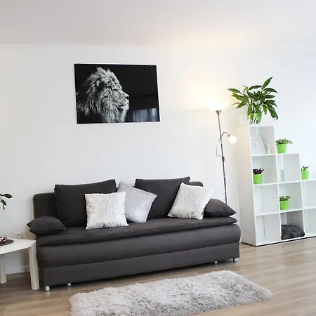 Leo Apartment Free Parking - Augusta Bratislava Exterior photo